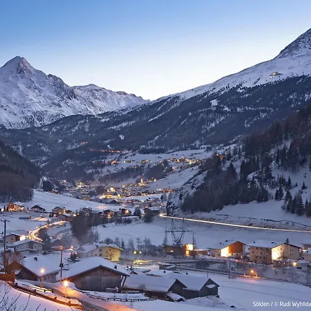 Oetztaler Alpen By Interhome